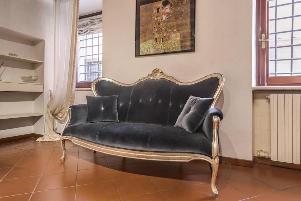 Residenza Angels @Piazzadelleerbe Apartment Верона Екстериор снимка