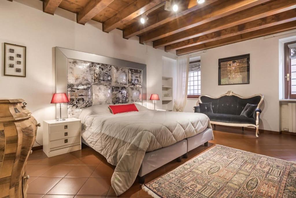 Residenza Angels @Piazzadelleerbe Apartment Верона Екстериор снимка